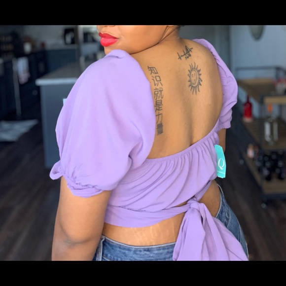 Tie back crop top - Picture 2 of 2